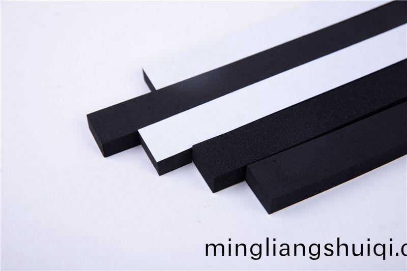 CR減震保(bao)溫(wen)條(tiao)