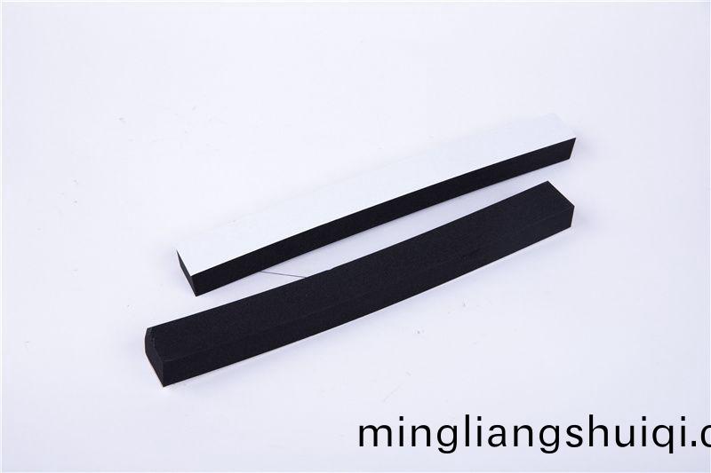 CR減(jian)震保(bao)溫條